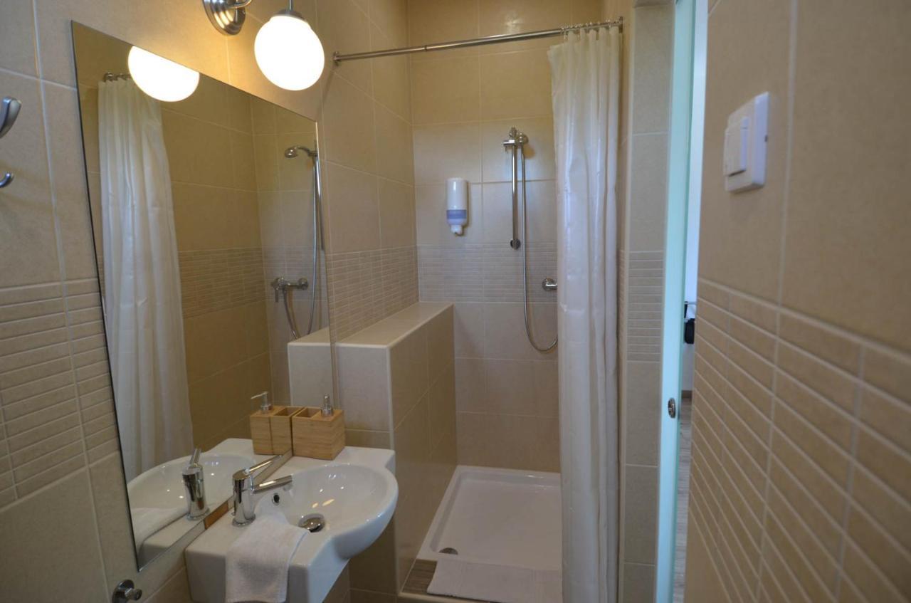 Hotel Buzas Pince Vendeghaz Ecséd Zewnętrze zdjęcie