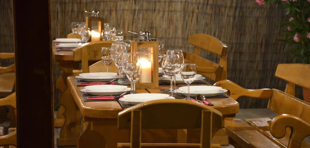 Hotel Buzas Pince Vendeghaz Ecséd Zewnętrze zdjęcie