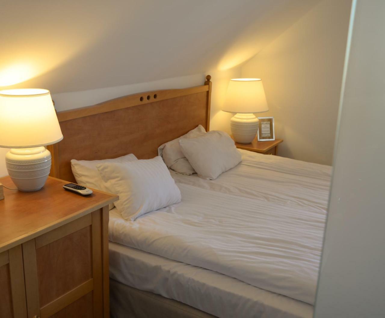 Hotel Buzas Pince Vendeghaz Ecséd Zewnętrze zdjęcie