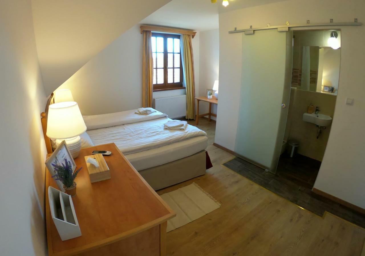 Hotel Buzas Pince Vendeghaz Ecséd Zewnętrze zdjęcie