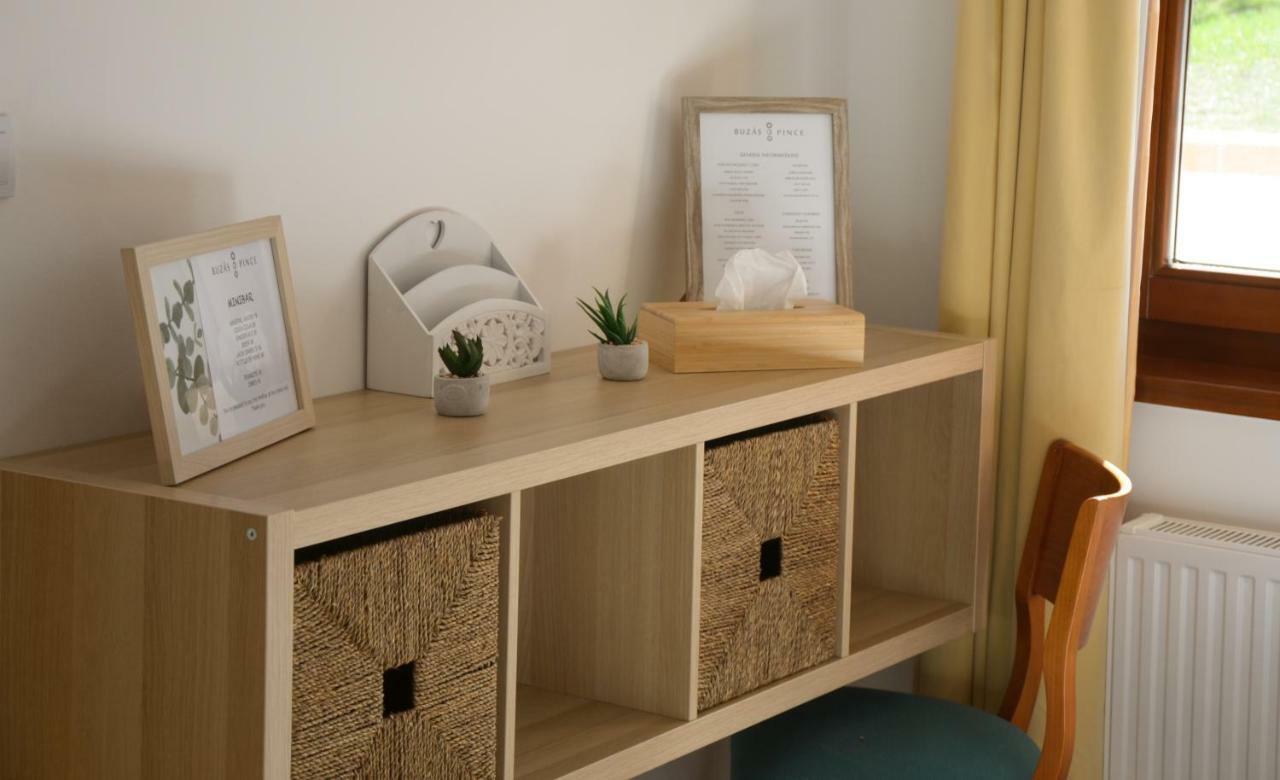Hotel Buzas Pince Vendeghaz Ecséd Zewnętrze zdjęcie